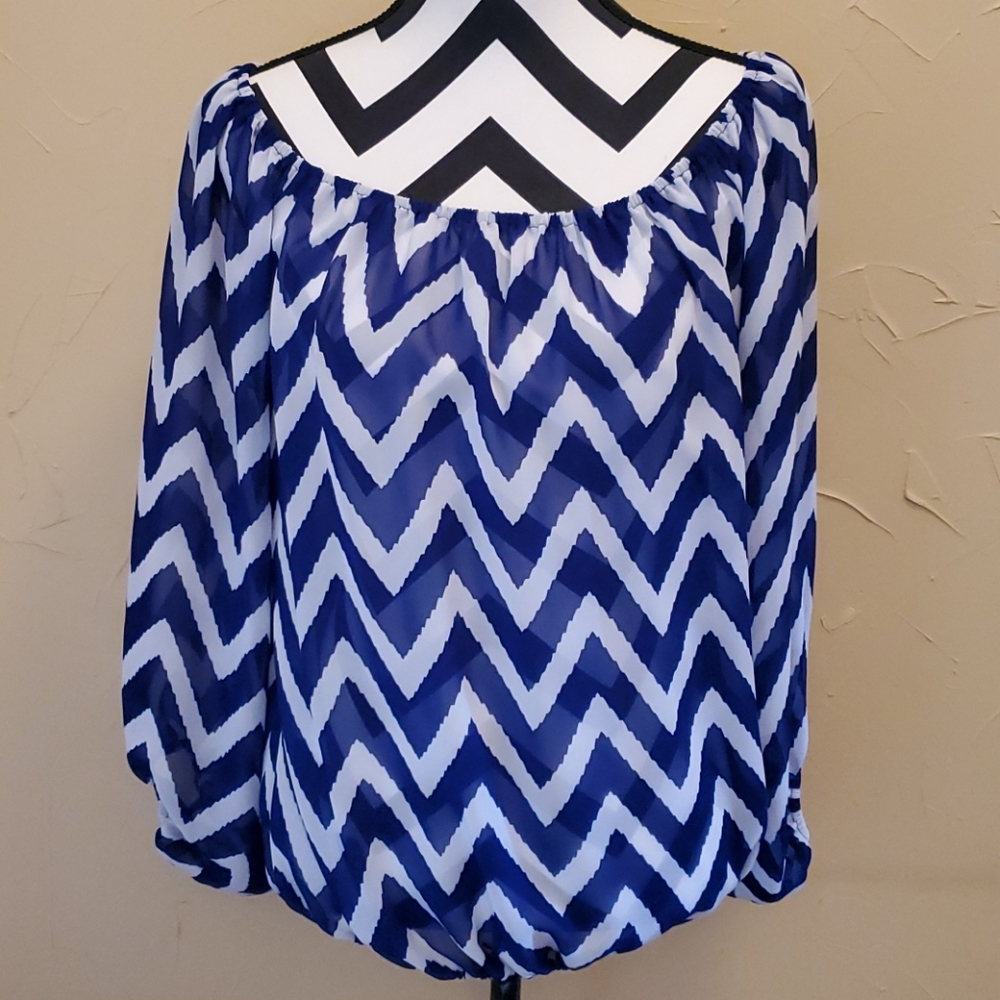 Emma Rose Blue & White Top Med